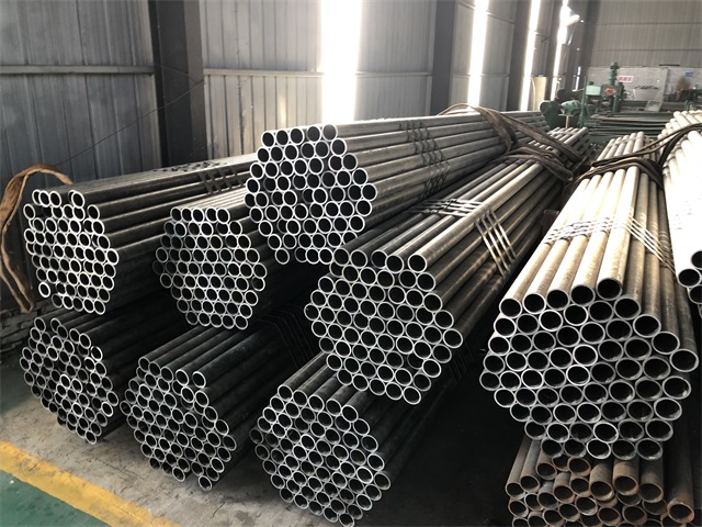 五指山小口径厚壁无缝钢管