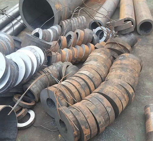 五指山厚壁合金无缝管切割