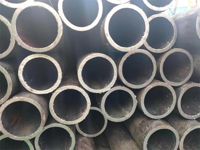 五指山10#结构用无缝钢管